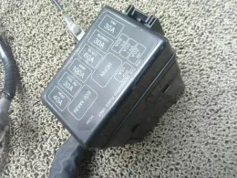 NC8266760A блок управления двигателем Mazda
