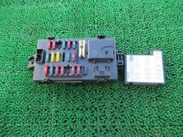 8260097215 блок запобіжників до Daihatsu