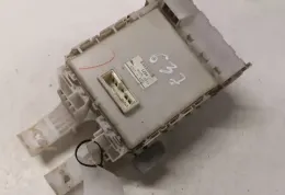 7J232324 Fuse box control unit Toyota Yaris 2008