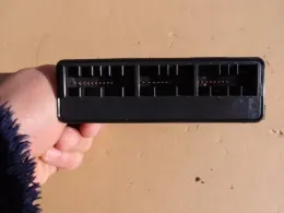 1860C365 блок управления двигателем Nissan