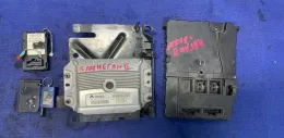 8200513163 блок управления ECU Nissan Note (E11) 2006