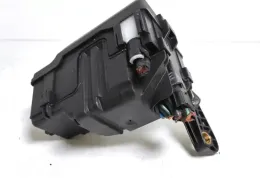 8274105040 блок запобіжників Toyota Avensis T250 2005