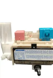 827305170C Fuse box control unit Toyota Avensis T270 2010
