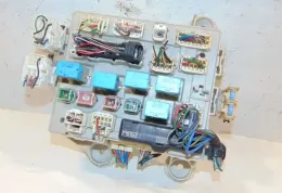 8273328140 Fuse box control unit Toyota Previa (XR30 XR40) II 2005