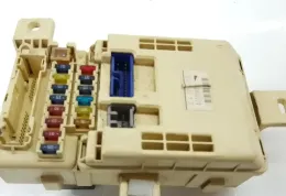 827306050 Fuse box control unit Toyota Land Cruiser (HDJ90) 2002