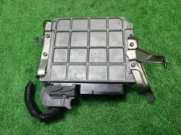 8966112P80 блок управления двигателем Toyota Blade
