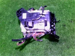 8273028660 Toyota Voxy fuse control box