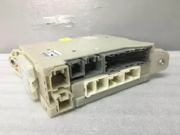 8273058212 Toyota Alphard fuse control box