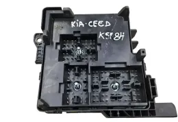 91501H030 блок предохранителей KIA Ceed 2007