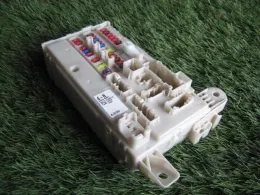 82600B2B21 Daihatsu Tanto fuse control box