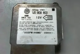 23980811 блок управління AirBag (SRS) Volkswagen Golf IV 1998