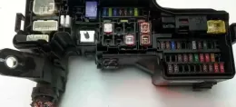 821110HF70F блок предохранителей Toyota Aygo AB40 2014