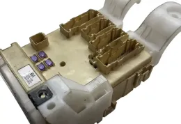 8267242190 Fuse box control unit Toyota RAV 4 (XA40) 2014