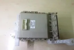 8273002J41 Fuse box control unit Toyota Auris 150 2012