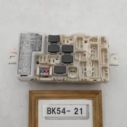 8637B063 блок запобіжників до Mitsubishi