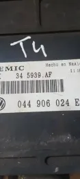 345939A блок управления двигателем Volkswagen Multivan T4 1997 - фото