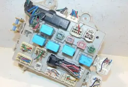 8273328140 Fuse box control unit Toyota Previa (XR30 XR40) II 2005