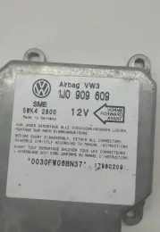 17980209 блок управління AirBag (SRS) Volkswagen Golf IV 2000