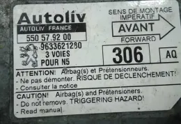 48537 блок управления AirBag (SRS) Peugeot 306 1994