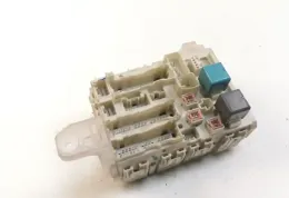 74700208 блок предохранителей Toyota Auris 150 2007