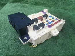 38200TY0415 блок запобіжників до Honda N, box