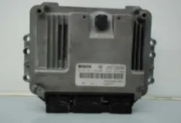 E3-B4-27-4 блок управління ECU Nissan Primastar 2001