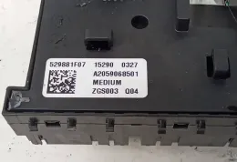 529881F07 блок предохранителей Mercedes-Benz C W205 2015
