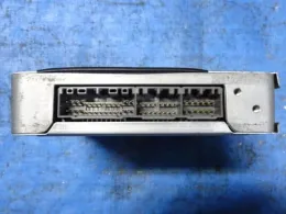 8966130442 блок управления двигателем Toyota Crown