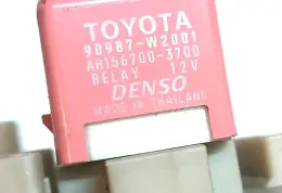 480415C12 блок запобіжників Toyota Avensis T270 2016