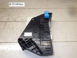 8273028370 Toyota Estima fuse control box