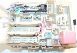 8273005B50 Fuse box control unit Toyota Avensis T270 2015