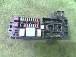 82600B2250 Daihatsu Tanto fuse control box