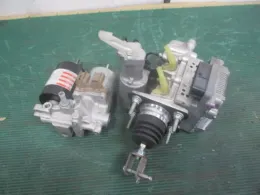 4705047351 блок управления ABS Toyota