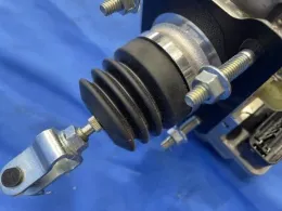 4705042131 блок управления ABS Toyota