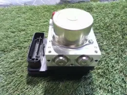 4405048C32 Toyota ABS control unit