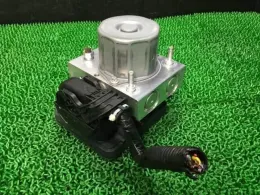 476605YD1A Nissan ABS control unit