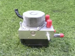 44050B2D00 Daihatsu Move ABS control unit