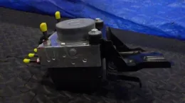 4405052M11 Toyota Ractis ABS control unit
