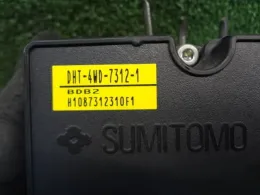4WD73121 блок управления ABS Daihatsu