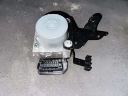 4405058260 блок управления ABS Toyota