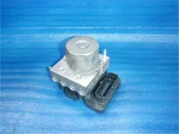 SU00305762 блок керування ABS до Toyota 86