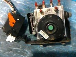 5611073KA1 блок управления ABS Suzuki Swift