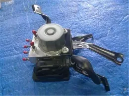 SU00307246 блок управления ABS Toyota