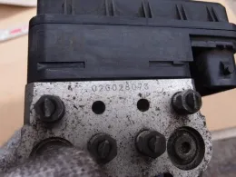 4451028120 блок управления ABS Toyota