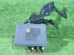 D0Y1437A0A блок керування ABS до Mazda Demio