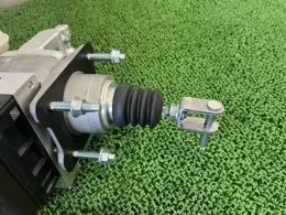 4705047G90 блок управления ABS Toyota