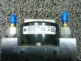 476605WS1A блок керування ABS до Nissan Note