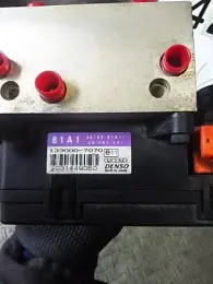 8610081A11 блок управления ABS Suzuki Jimny