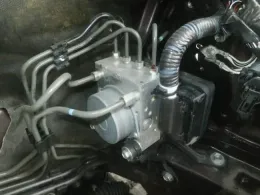 4405052K83 Subaru Trezia ABS control unit