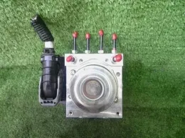 4405052R80 блок управления ABS Toyota Spade